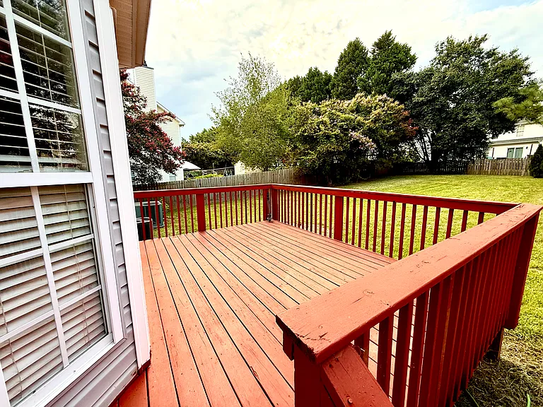5233 Pinehall Wynd — Photo 36