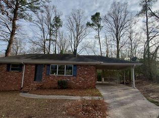 318 Lynnwood Dr, Woodstock, GA 30188