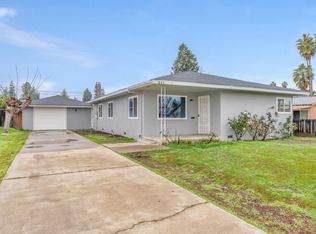 841 Lyon Ave, Sanger, CA 93657