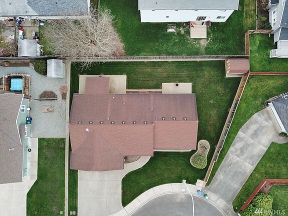 2nd image of 1213 35th Ct SE
