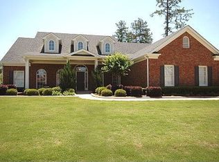 1353 Arbor Bluff Ct, Lawrenceville, GA 30045