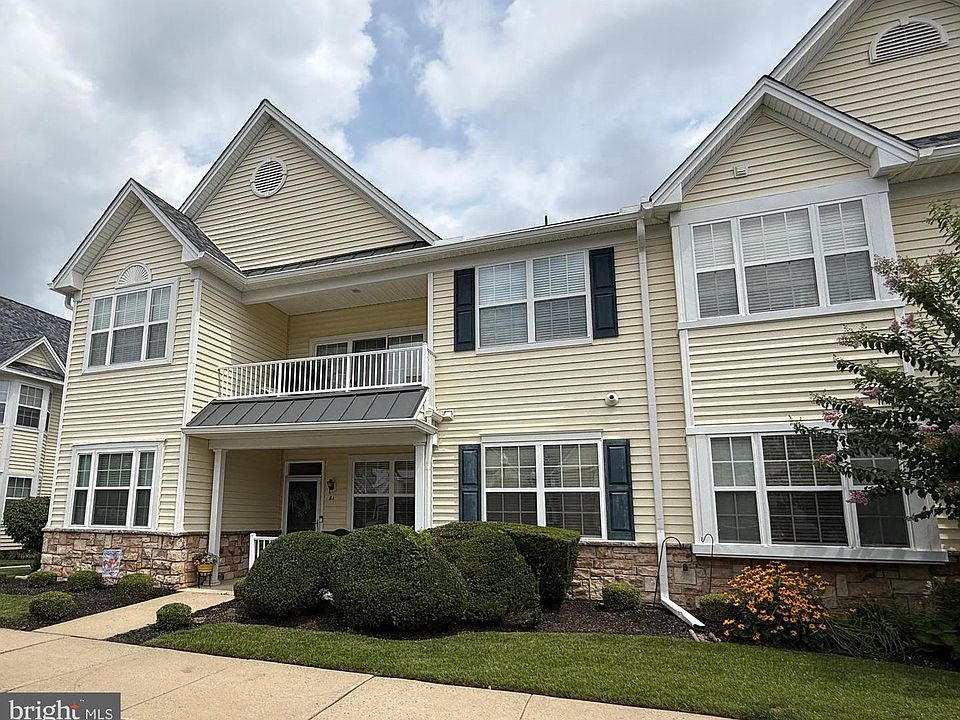 1st image of 81 Pelican Pl