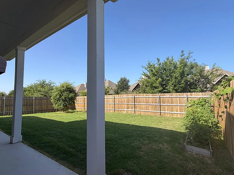 2305 Serene Pl — Photo 17
