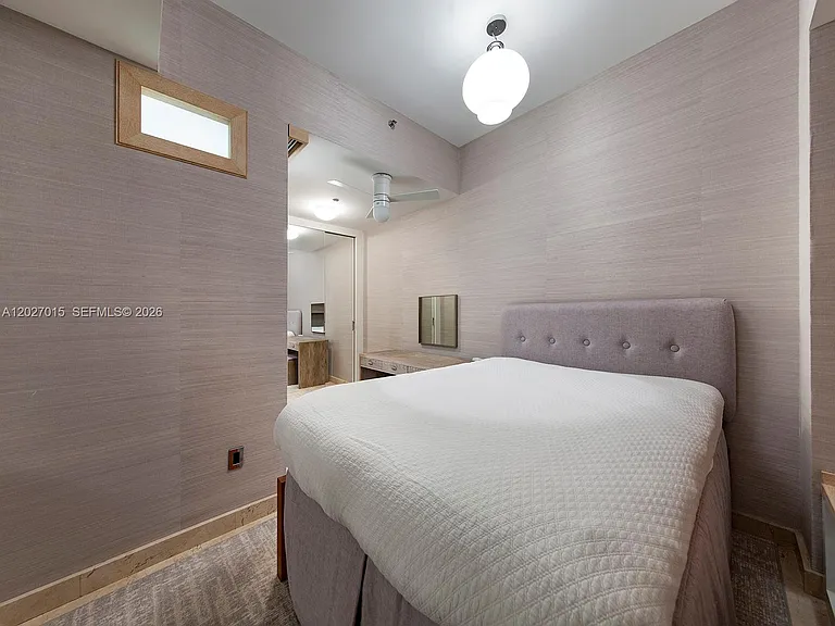 100 S Pointe Dr #3407 — Photo 21
