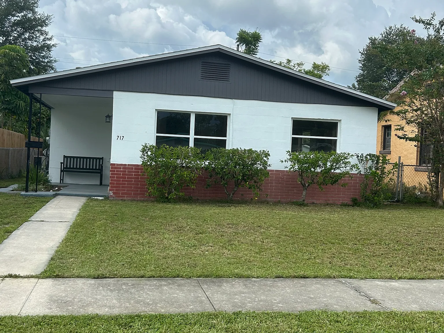 2 bed, 1060 sqft, $1,995 — Photo 1