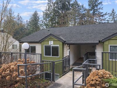 31500 33rd Place SW #E201, Federal Way, WA, 98023