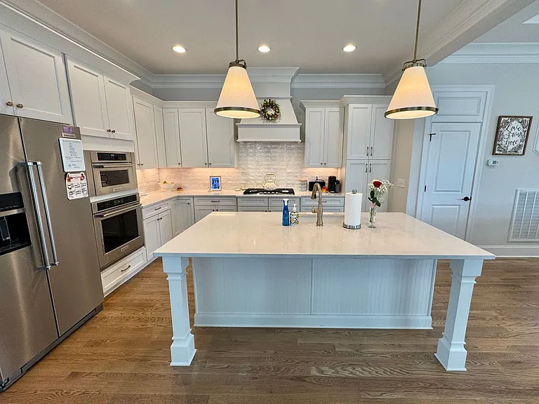 3025 Long Branch Cir — Photo 4