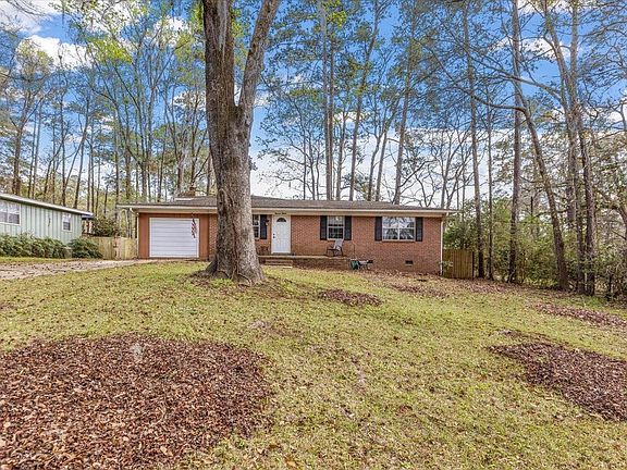 2nd image of 1915 Hideaway Ct