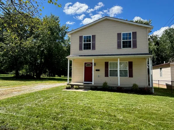 552 Cuyahoga St, Akron, OH 44310