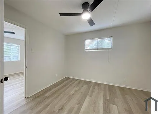 347 Ware Blvd #15 — Photo 16
