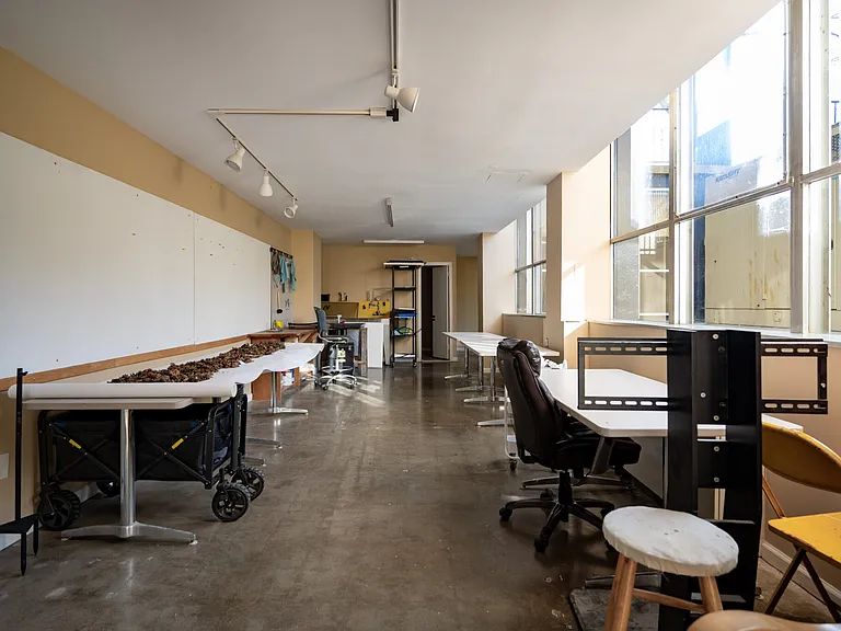 1311 Delaware Ave SW #231 — Photo 37