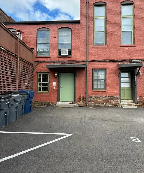 1206 Main St #2 — Photo 3