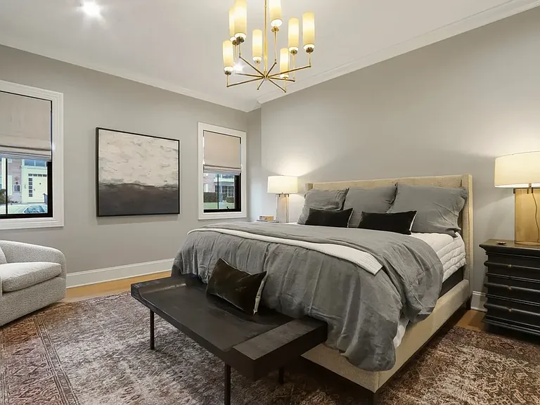 1229 W Main St — Photo 3