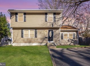 15 Hidden Dr, Lindenwold, NJ 08021