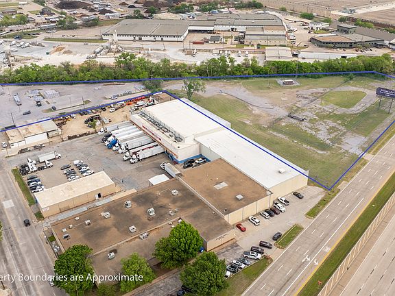 3rd image of 600 SW Loop 820