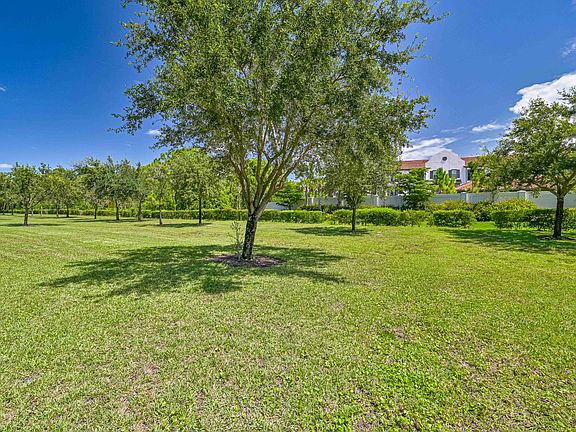 4th image of 3732 Pino Vista Way Unit 4