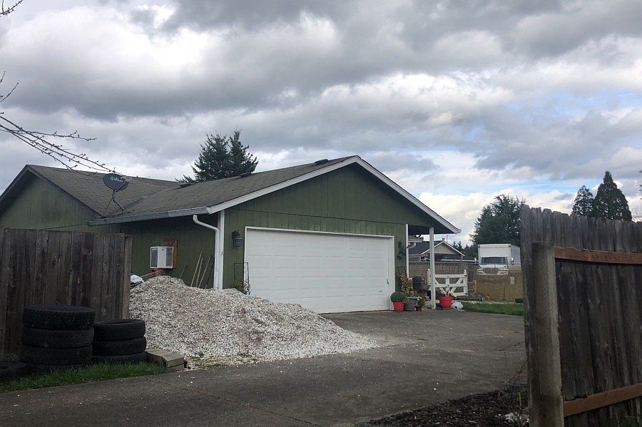 1st image of 8407 NE 158th Ave