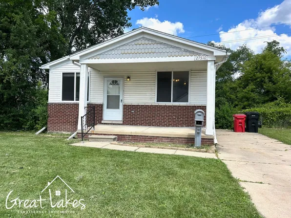 27510 Garfield St, Roseville, MI 48066
