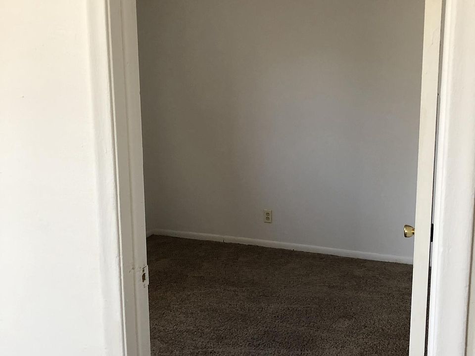 1st image of 1409 N 32nd St