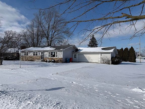 5th image of 9722 W 136th Ln