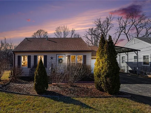 3434 NE Monterey Ave, Kansas City, MO 64117