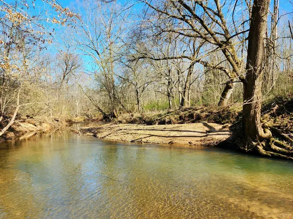 13490 Mount Carmel Rd, Decaturville, TN 38329