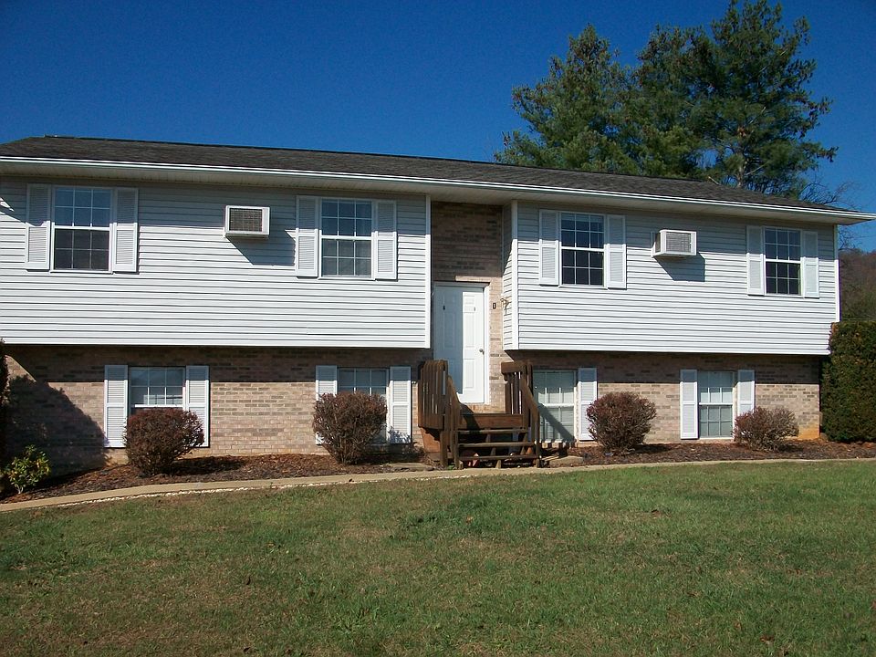 1st image of 120 Wagon Wheel Trl APT 4