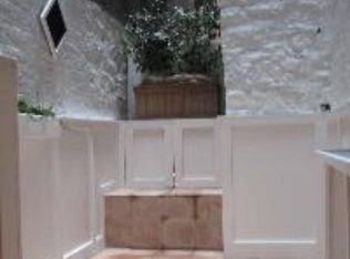 330 W 17th St, New York, NY 10011