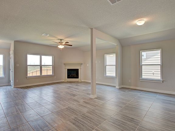 2nd image of 3837 Glenloch Way