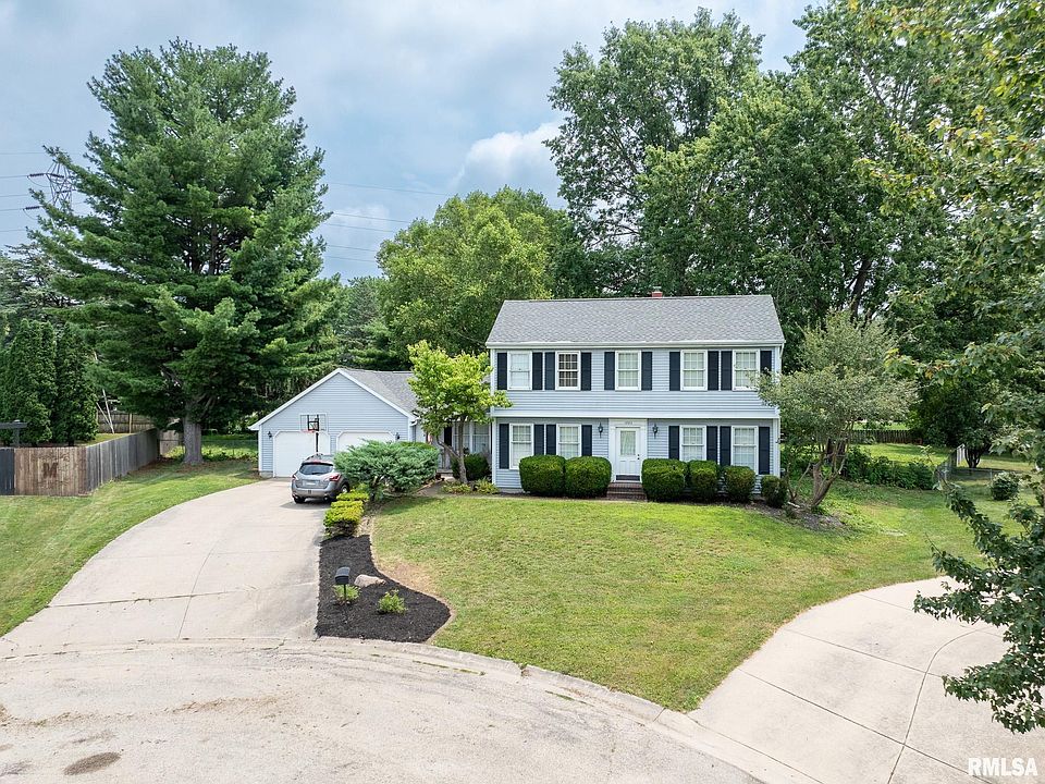 2nd image of 1883 Cornelia Rd