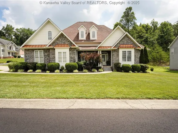 18 Hyde Park Rd, Winfield, WV 25213