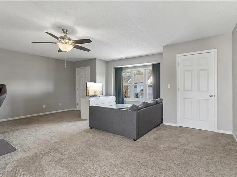 4868 Boxford Rd — Photo 26