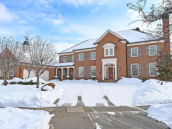 3rd image of 931 Turning Point Ln