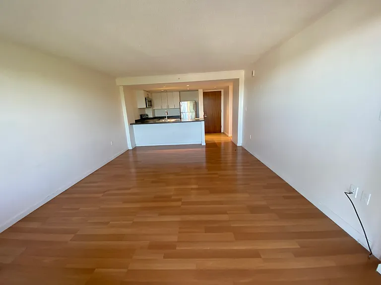 285 Harvard St #307 — Photo 3