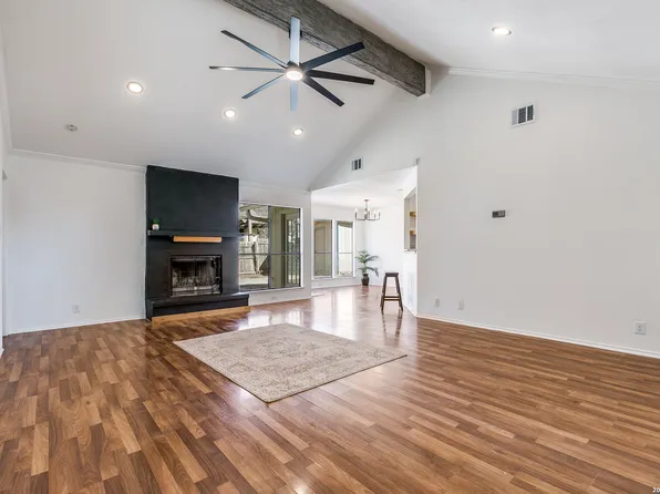 6303 Scrub Jay, San Antonio, TX 78240