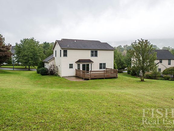 4th image of 93 Woodland Ct