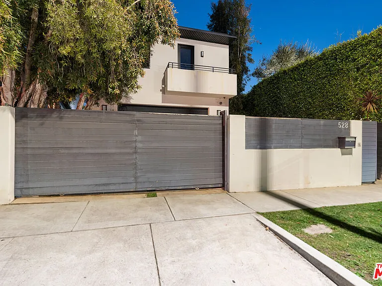 528 N Crescent Heights Blvd — Photo 36