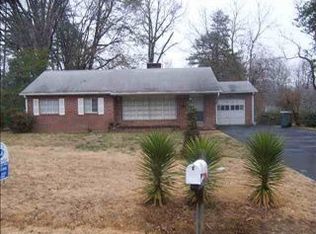 736 Fairwood Dr, Spartanburg, SC 29306
