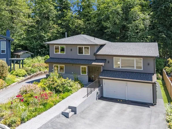1776 Medwin Pl, North Vancouver, BC V7H 2K4