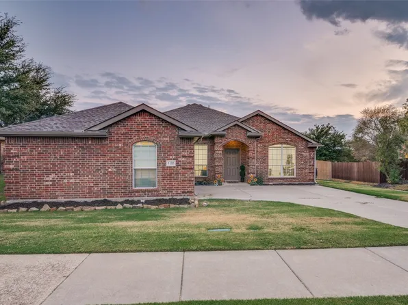 1195 Waters Edge Dr, Rockwall, TX 75087