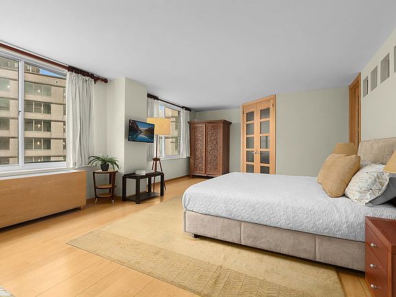 5th image of 21 S End Ave APT 640