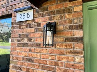 25 Marie Dr #B, Saint Charles, MO 63301