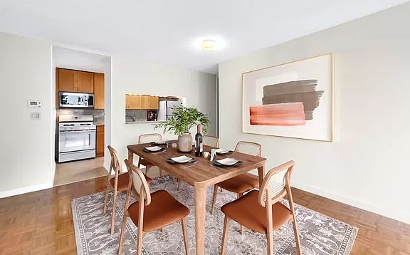 2nd image of 531 Main St APT 413