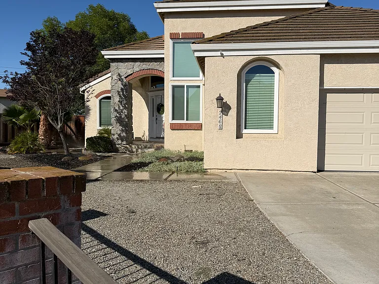 2468 Del Mar Ct — Photo 14