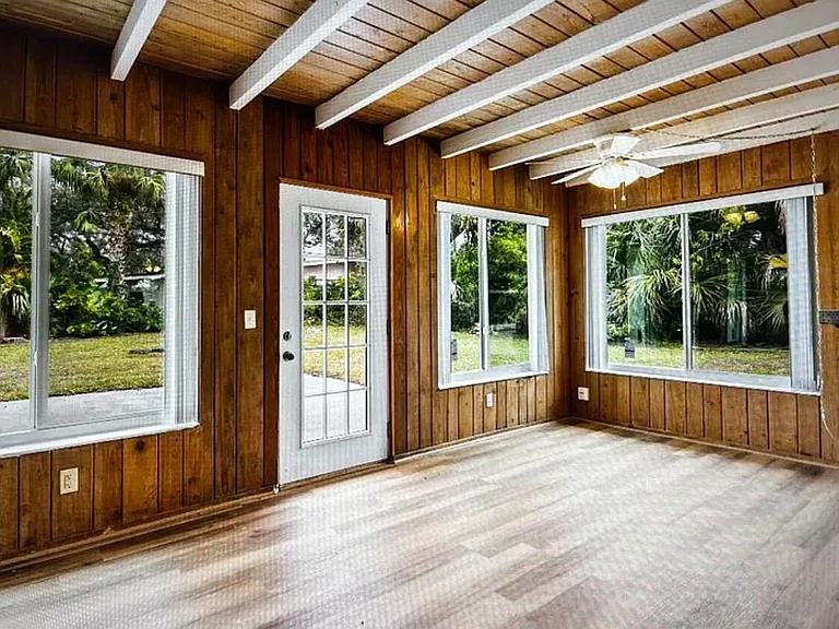 515 Cypress Rd — Photo 13