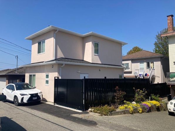 2956 E 16th Ave, Vancouver, BC V5M 2M3