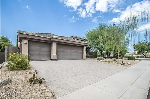 14436 N 67th Pl Photo 1