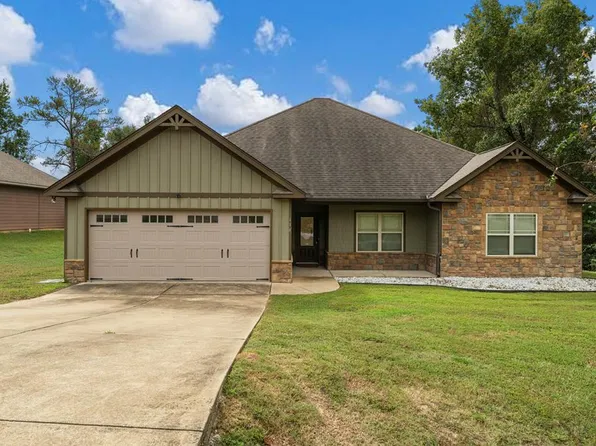 116 Lee Road 2194, Phenix City, AL 36870