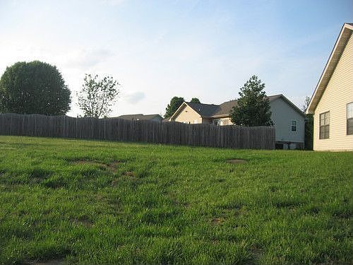 4th image of 5526 Brandon Park Dr