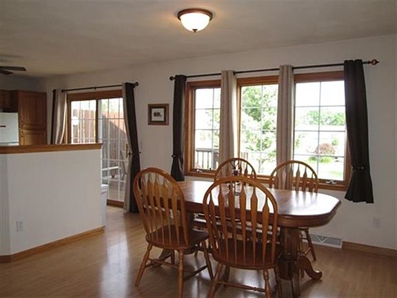 5th image of 4456 Woodgate Dr #7